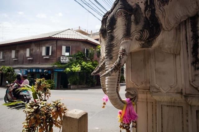 Jj. Home Phetchaburi Rum bild